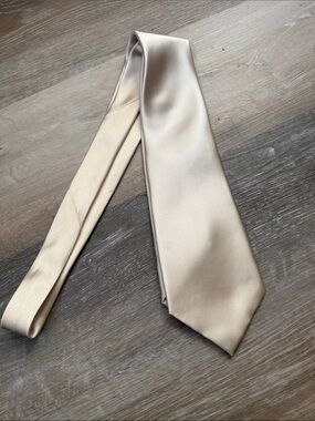 Bugatti Champagne Satin Tie